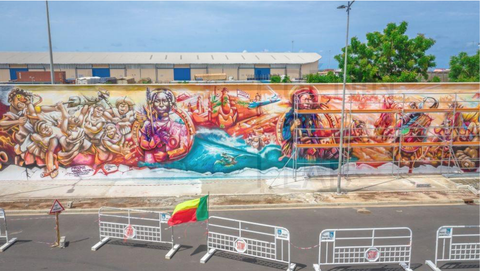Wall of the Port Authority of Cotonou, Effet Graff 8, Cotonou, 2022, © Imagine Benin / Assart