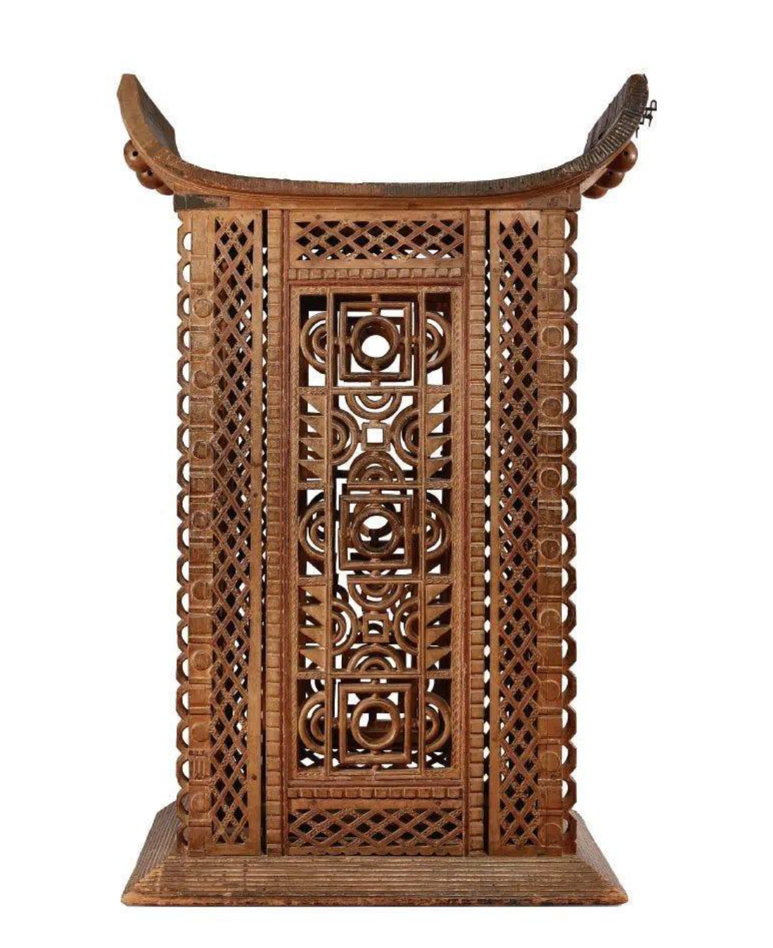 Ceremonial Throne of King Ghézo, Kingdom of Danxomey, 19th century, Wood, metal, 199×122×88 cm, Restored Dodds Collections